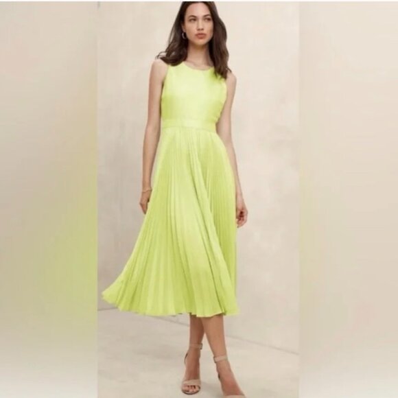 Banana Republic Dresses & Skirts - Banana Republic Silky Cutout Back Midi Dress Chartreuse Pleated Size 6 NWT